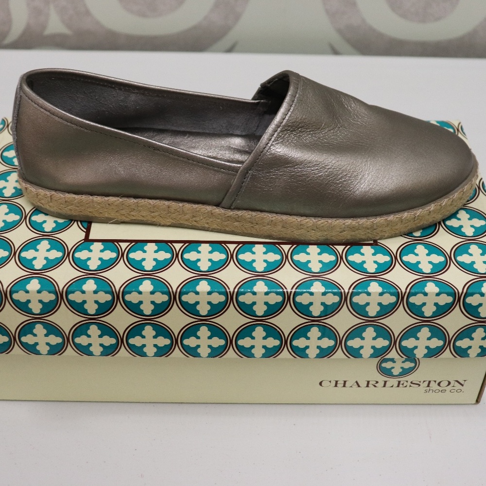 Charleston Shoe Co. Dunes Pewter Shoe NWT